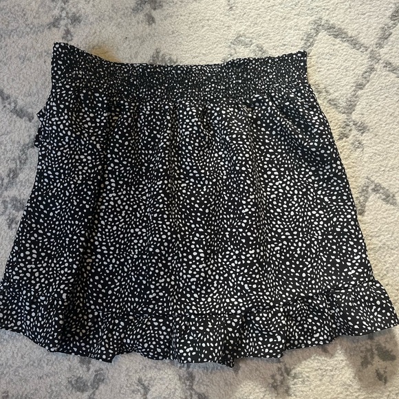 Patterned Skort - Picture 2 of 3